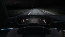 Priekiniai LED žibintai su į &scaron;ilumą reaguojančiu jutikliu