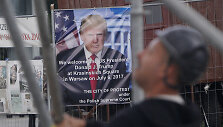 Var&scaron;uva ruo&scaron;iasi D.Trumpo vizitui
