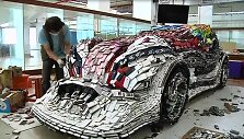 Automobilis, pagamintas i&scaron; senų telfonų