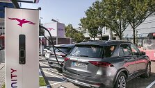 Mercedes Benz hibridiniai automobiliai
