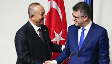 Turkijos užsienio reikalų ministras Mevlutas Cavusoglu ir Estijos kolega Urmas Reinsalu