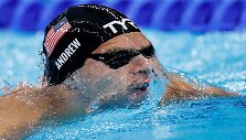 Michaelas Andrew buvo vienas i&scaron; &scaron;imto JAV olimpiečių, kurie nebuvo pasiskiepiję per Tokijo olimpines žaidynes. Daugiau nei 500 JAV atletų buvo pasiskiepiję.