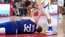 Blake'as Griffinas ir Stephenas Curry