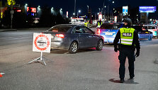 Policijos užkardos įvažiuojant į Kauną