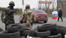 Prorusi&scaron;ki kovotojai jau blokuoja kelius