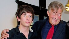 Elliottas Spenceris ir Stephenas Fry