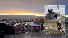 &bdquo;Burning Man&ldquo; dalyviai po liūties įstrigo dykumoje