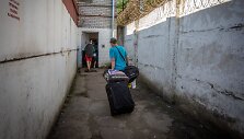 Kalėjimų departamento pareigūnai atlieka kratą Pravieni&scaron;kių pataisos namuose