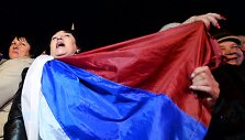 Kryme rusai džiaugiasi neteisėto referendumo i&scaron;ankstiniais rezultatais