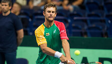 Laurynas Grigelis prie&scaron; Mirzą Basičių