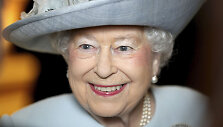 Britų karalienė Elizabeth II &scaron;venčia 92-ąjį gimtadienį