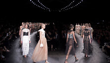 &bdquo;Valentino&ldquo; 2016 m. pavasario-vasaros kolekcija