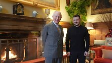 Karolis III ir Volodymyras Zelenskis