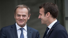 Donaldas Tuskas ir Emmanuelis Macronas