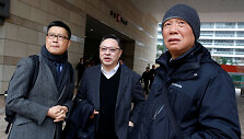 Chan Kin-manas, Benny Tai and Chu Yiu-mingas