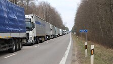 Vilkikų eilė prie Druskininkų i&scaron;tįso jau iki 16 kilometrų
