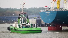 Klaipėdos uosto kanalą įveikęs &bdquo;Independence&ldquo; pri&scaron;vartuotas SGD terminale.