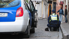 Estijos policininkas Taline sulaiko įtariamąjį