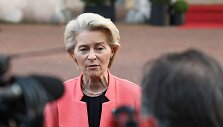 EK vadovė Ursula von der Leyen / TOBY MELVILLE / AFP