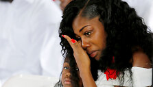 Myeshia Johnson sako, kad Donaldas Trumpas ją pravirkdė