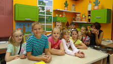 Inciatyva i&scaron; apačios &ndash; &bdquo;Be tikslo kieme lakstančių vaikų stovyklėlė&ldquo;