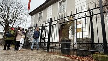 Rusijos konsulatas / Malgorzata Wojtunik / REUTERS