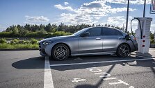 &bdquo;Mercedes-Benz C 300 e&ldquo;