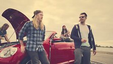 &bdquo;Walk Off The Earth&ldquo; klipas su &bdquo;Volkswagen Beetle&ldquo;