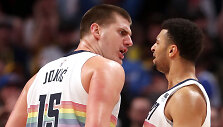 40 ta&scaron;kų pelnęs Nikola Jokičius ir Jamalas Murray nestigo energijos.