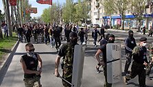 Prorusi&scaron;ki separatistai Donecko gatvėse