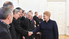 Prezidentė Dalia Grybauskaitė susitiko su &scaron;alies dvasininkais