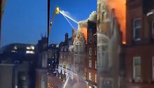 Didelis gaisras nusiaubė prabangų Londono vie&scaron;butį