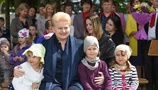 Prezidentė lankosi Čekoni&scaron;kių vidurinėje mokykloje