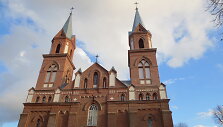 Ylakių Vie&scaron;paties Aprei&scaron;kimo &Scaron;vč. Mergelei Marijai bažnyčia