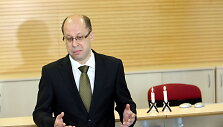 &bdquo;Maxima Latvija&ldquo; vadovo Gintaro Jasinsko spaudos konferencija dėl tragi&scaron;kai pasibaigusios Rygos parduotuvės &bdquo;Maxima&ldquo; griūties.