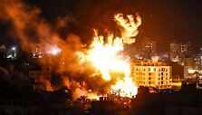 Gaza po Izraelio aviacijos smūgių