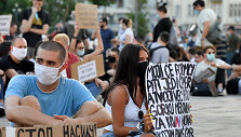 Serbijoje tęsiasi protestai