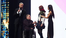 Projekto &bdquo;Draugystė veža&ldquo; laimėtojai Martinas ir Silvija