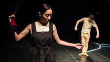Teatrai.lt i&scaron; tarptautinio &scaron;okio festivalio &bdquo;Aura&ldquo;, antroji festivalio diena. Organizatorių nuotr.