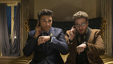 Jamesas Franco ir Sethas Rogenas filme &bdquo;Interviu&ldquo;