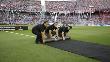 Prie&scaron; &bdquo;Copa Libertadores&ldquo; finalo mačą Buenos Airėse kilo chaosas