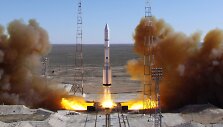 Rusijos raketa &bdquo;Proton&ldquo; nesėkmingai mėgino pakelti palydovą - i&scaron;kart po pakėlimo raketa nukrito žemyn