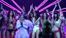 Cardi B su &bdquo;Etam&ldquo; modeliais