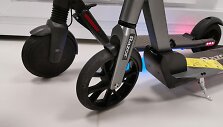 Paspirtukų testas: &bdquo;Razor E Prime&ldquo; prie&scaron; &bdquo;Ninebot Segway&ldquo;