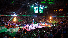Pilna &bdquo;Žalgirio&ldquo; arena