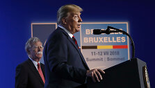 Donaldo Trumpo spaudos konferencija Briuselyje