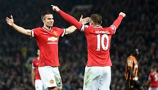 Robinas van Persie ir Wayne'as Rooney
