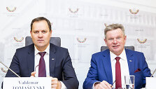 Valdemaras Toma&scaron;evskis, Jaroslavas Narkevičius