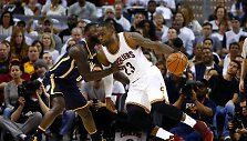 Lance'as Stephensonas ir LeBronas Jamesas