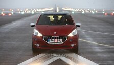 &bdquo;Top Gear&ldquo; Baltijos &scaron;alių metų automobilio rinkimai
